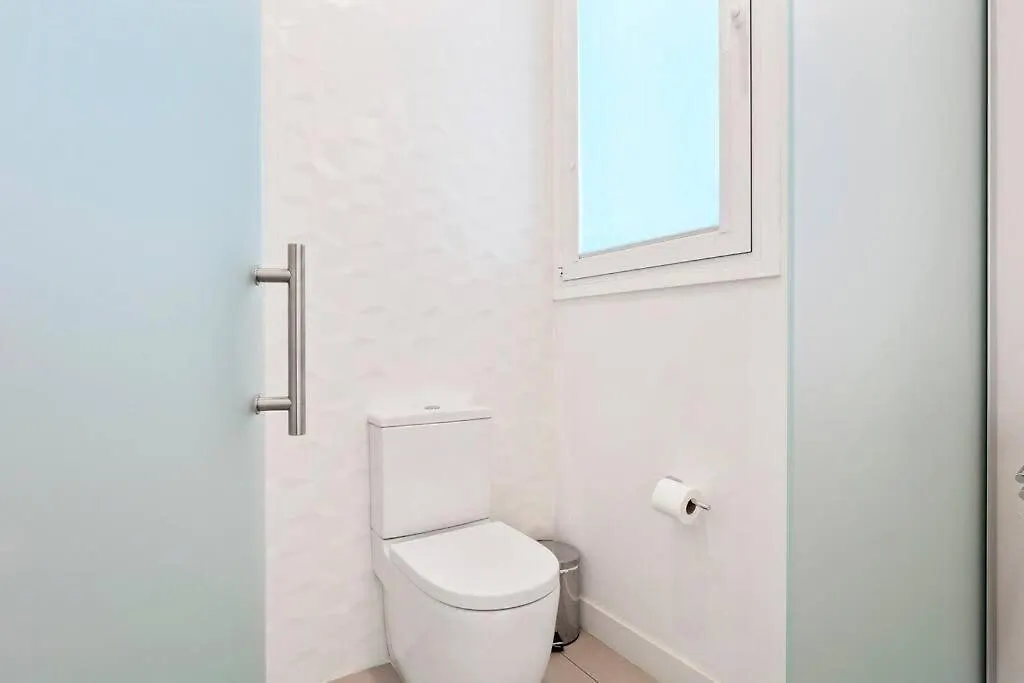 Arc De Triomf Luxury Modern 2-Bedroom 2-Bathroom Barcelona